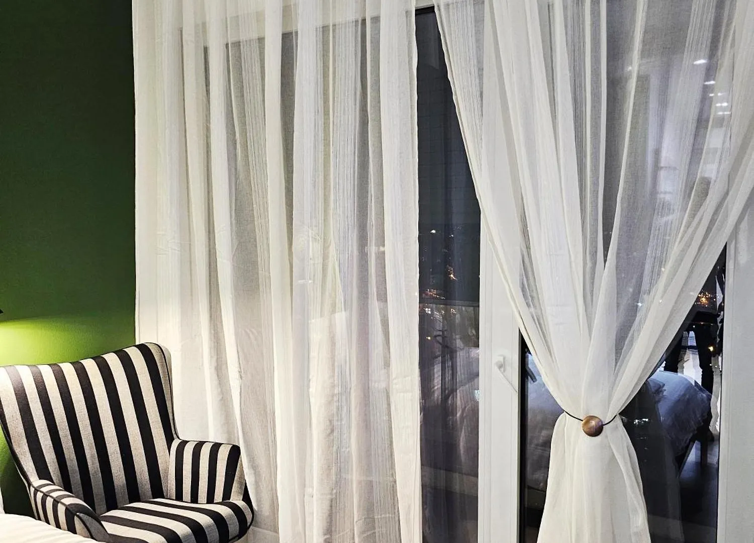 アパート The View Studio Magnet Residence Self Check-In ティラナ